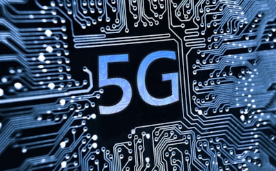 В Минкомсвязи сообщили, когда в России запустят мобильные сети 5G