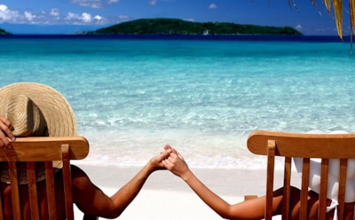 В Совфеде намерены запретить выезд за рубеж самозанятым россиянам