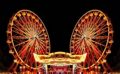 В Турции в парке развлечений рухнул аттракцион, пострадали 10 человек