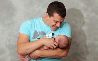 В Белоруссии планируют ввести обязательный отпуск для отцов