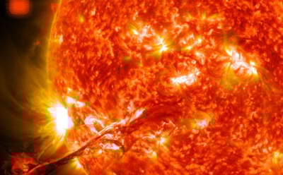 Сенсация от NASA: астрономы зафиксировали три НЛО на фоне Солнца