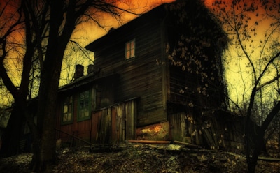 Дома с привидениями в России: 10 мест, где бывают потусторонние гости