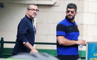 Бойфренд Джорджа Майкла требует оставить ему особняк певца