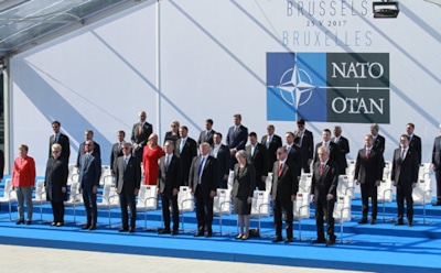 Инцидент на саммите НАТО: Трамп резко отстоял свое право быть первым