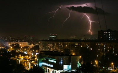 Погода в Москве: синоптики предупредили о новом урагане