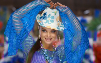 Наташа Королева покорила фанатов своим детским фото в стиле "ню"