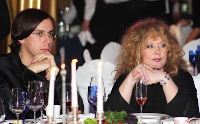 Алла Пугачева и Максим Галкин получили европейские паспорта