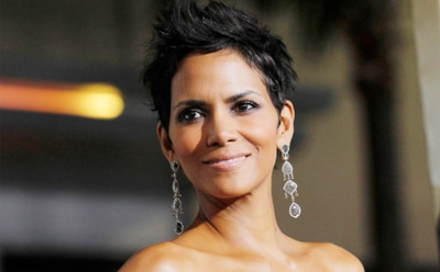 СМИ: 50-летняя актриса Хэлли Берри станет мамой в третий раз