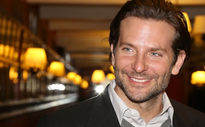 В Сети появились первые фото Брэдли Купера с дочерью