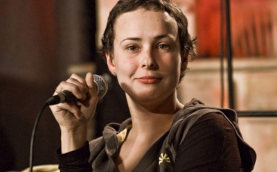 Юлия Чичерина награждена за вклад в развитие ДНР