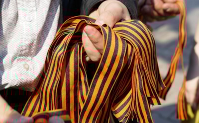 Порошенко подписал указ о запрете в Украине георгиевской ленточки