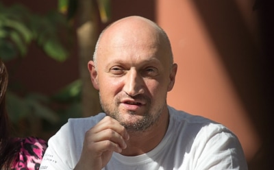 Актёр Гоша Куценко показал новорожденную дочь