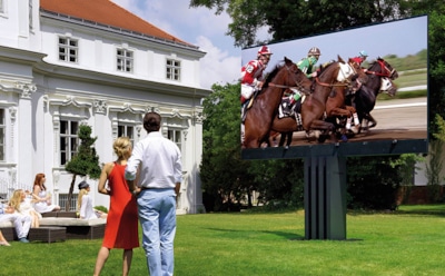 Самые большие телевизоры и медиаэкраны на планете