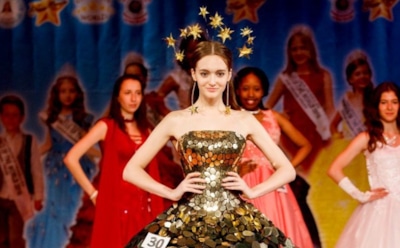 Школьница из Новосибирска завоевала титул "Принцесса мира-2017"