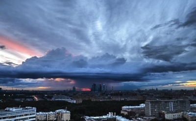 Погода в Москве: на 2 июля объявлен «жёлтый» уровень погодной опасности