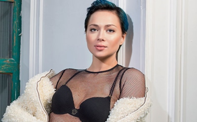 Настасья Самбурская показала идеальную фигуру в бикини