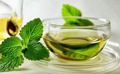 Ученые: зеленый чай помогает избавиться от лишних килограммов