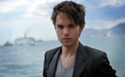 Звезда "Терминатора" Томас Деккер признался в гомосексуализме