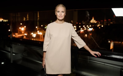 Ведущая "Ревизорро" Елена Летучая покорила фанатов фото в мини-бикини