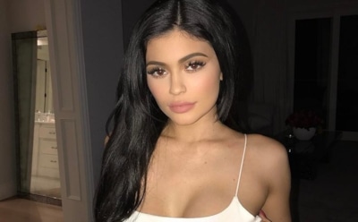 Фото Кайли Дженнер без нижнего белья взорвало Сеть