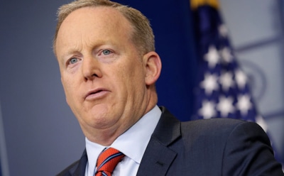 Пресс-секретарь президента США Шон Спайсер ушел в отставку