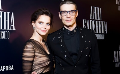 Максим Матвеев показал семейное фото с Елизаветой Боярской