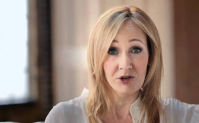 Роулинг извинилась за твиты об отказе Трампа пожать руку ребенку-инвалиду