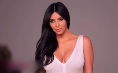 Ким Кардашьян показала стройную фигуру в откровенной фотосессии