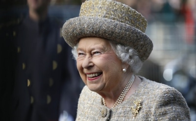 СМИ: Елизавета II покинет престол в возрасте 95 лет