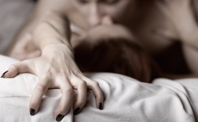 В США парень занялся сексом с матерью задиравшего его хулигана