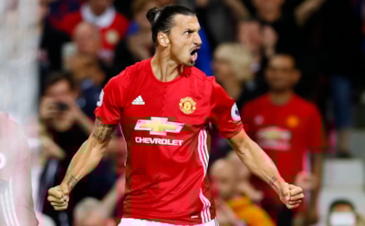 В раздевалке «Манчестер Юнайтед» Ибрагимовичу дали пинка