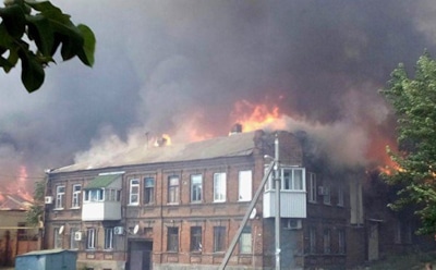 Пожар в Ростове-на-Дону: горят 15 домов