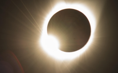 NASA показало видео с главными этапами солнечного затмения