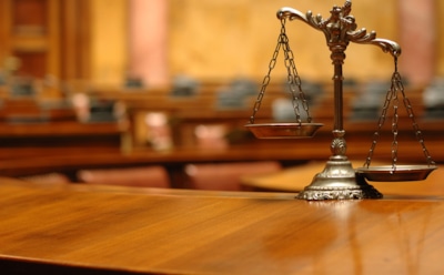 В Петербурге укравшего три шавермы мужчину приговорили к 3 годам тюрьмы