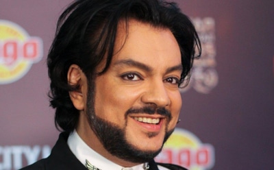 Поклонница Киркорова встала перед ним на колени в Анапе