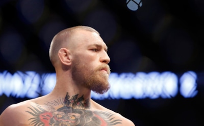 В России художница нарисовала бойца Макгрегора грудью