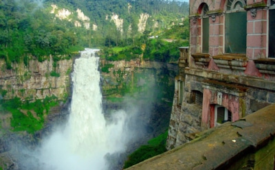 В Колумбии молодая пара занялась сексом на глазах у туристов