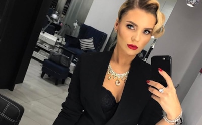 Анна Шульгина показала трогательное школьное фото