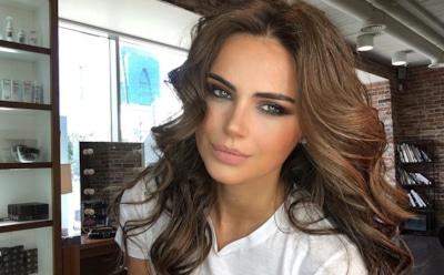 27-летняя Ксения Дели удивила экстремально коротким платьем