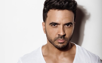 Названы самые популярные клипы лета-2017