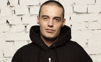 Гуф заинтриговал фотографией с таинственной незнакомкой