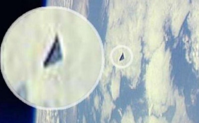 На старом снимке NASA обнаружили НЛО