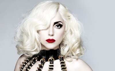 Леди Гага была экстренно доставлена в больницу