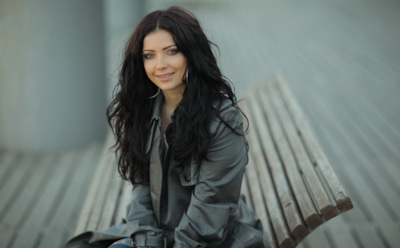 Украинскую певицу арестовали в турецком аэропорту из-за возраста