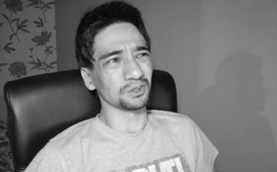 Блогер Арслан Валеев скончался от укуса черной мамбы