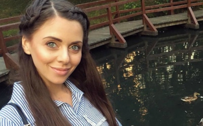 В Сети появилось фото беременной Рапунцель с голым мужчиной