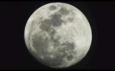 Раскрыта тайна прыгающих на Луне валунов