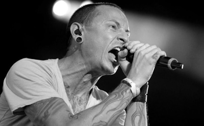 В Сеть выложили шоу с Беннингтоном, снятое незадолго до его смерти