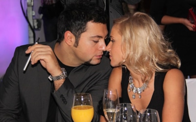 Певица Юлия Ковальчук показала фото новорожденной дочери