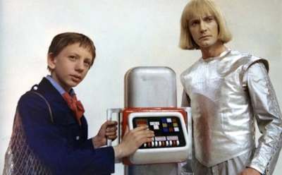 Фильм «Гостья из будущего»: актеры и роли